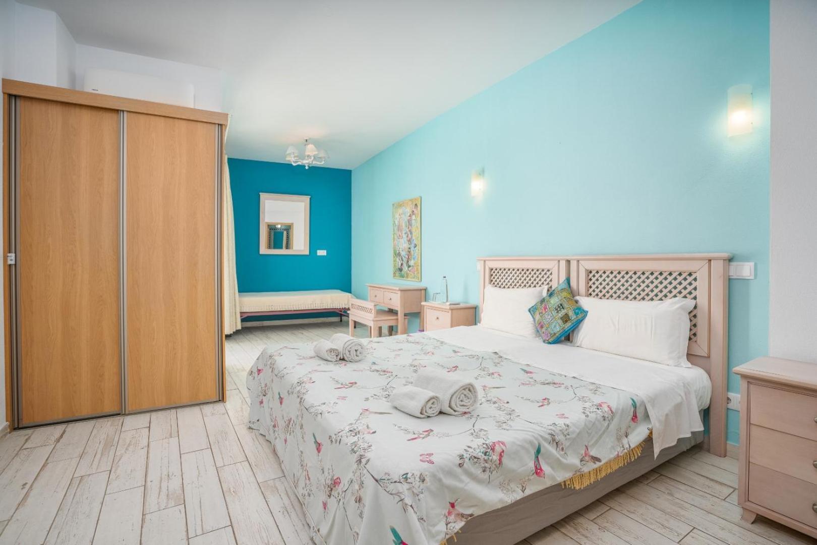 Alvor Ar De Mar Bed & Breakfast Room photo